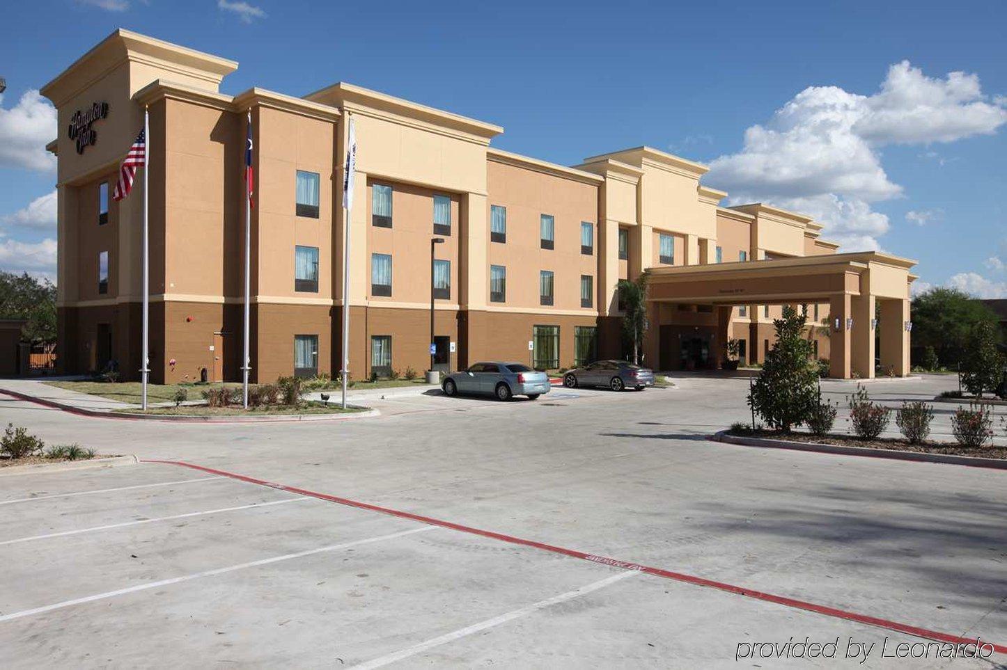 Hampton Inn Beeville Exteriér fotografie